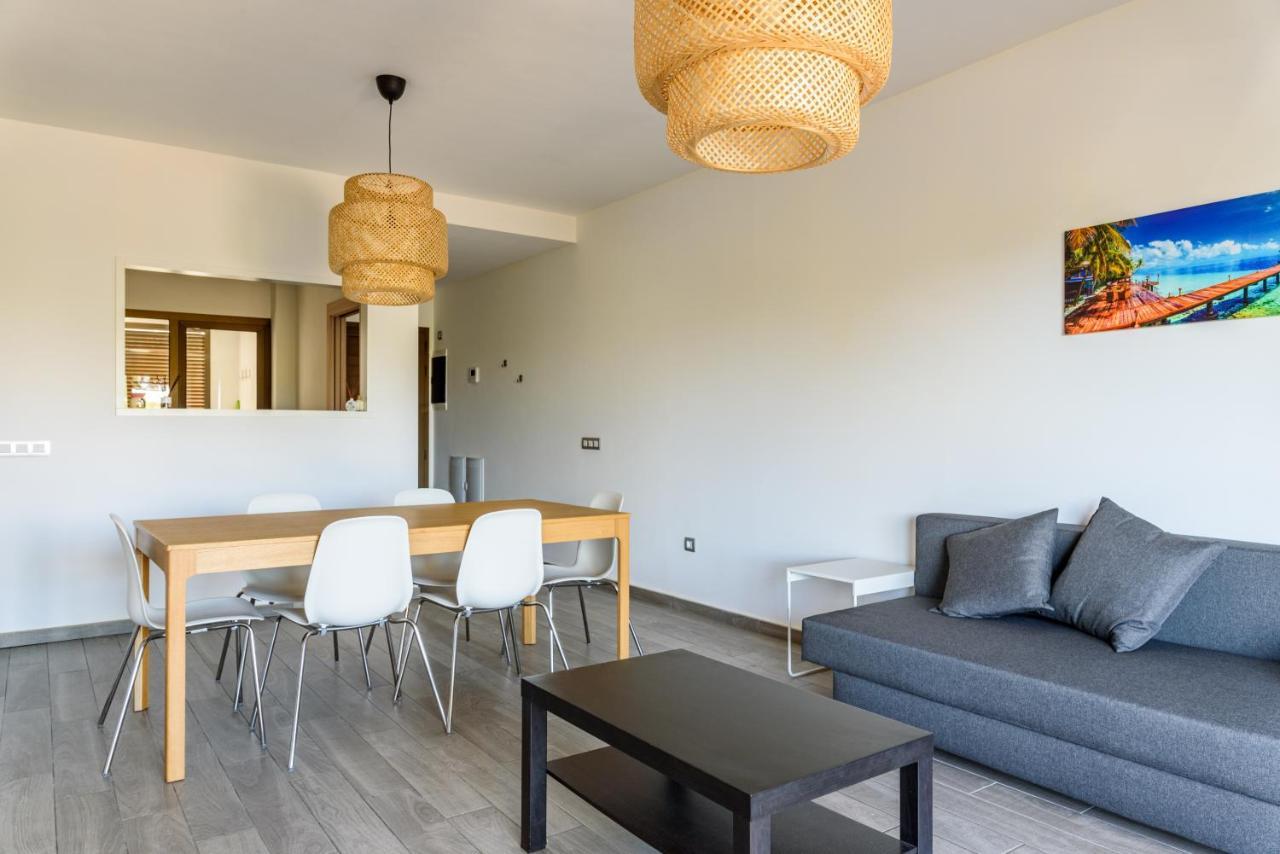 Modern Apartment In Residential Complex With Pools Коста-де-Антигуа Экстерьер фото